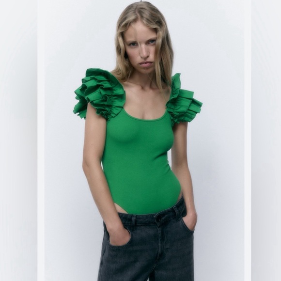 🌿 ZARA GREEN BUTTERFLY SLEEVE RIBBED BODYSUIT! - Picture 13 of 16